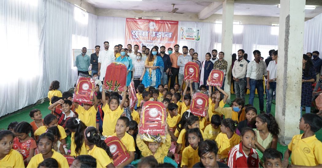 yuvaudaan-campaign-education-kit-distribution